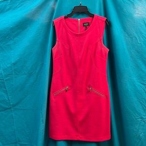 Sleeveless knit dress - very comfortable.  Functional pockets